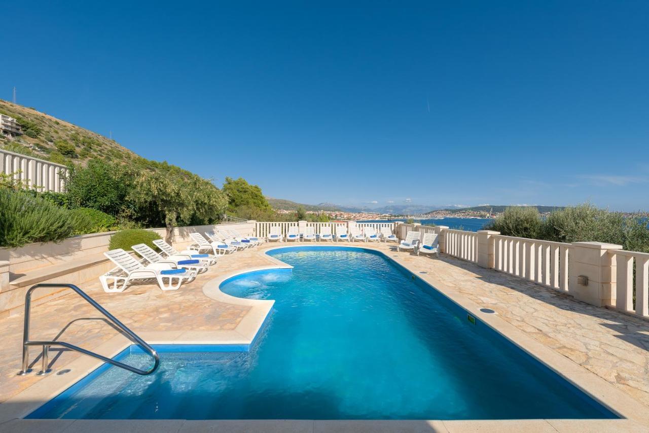 Residence Villa Irena Apartments Трогир Экстерьер фото