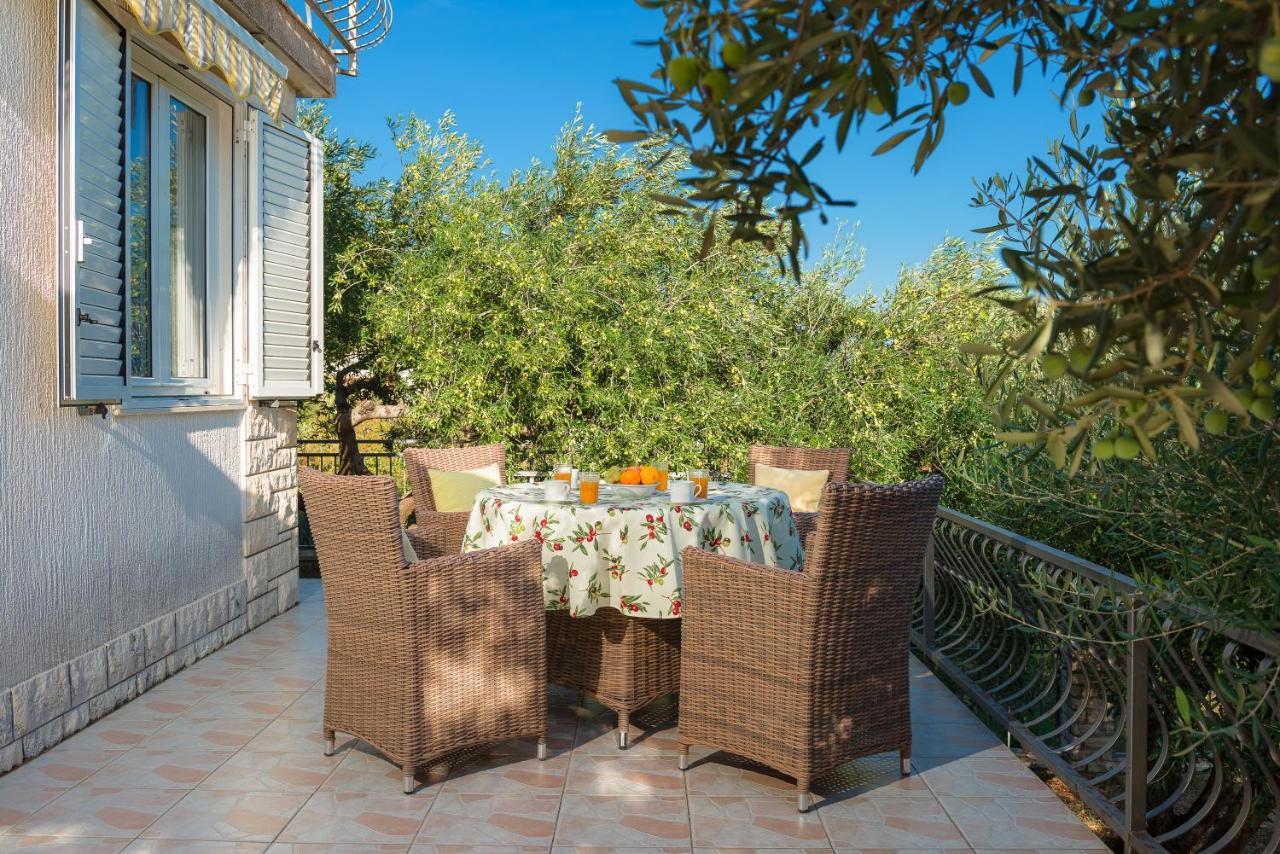 Residence Villa Irena Apartments Трогир Экстерьер фото