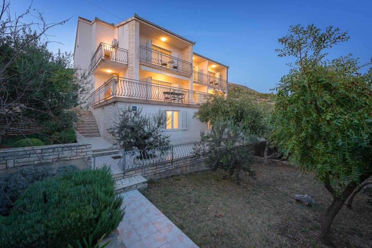 Residence Villa Irena Apartments Трогир Экстерьер фото